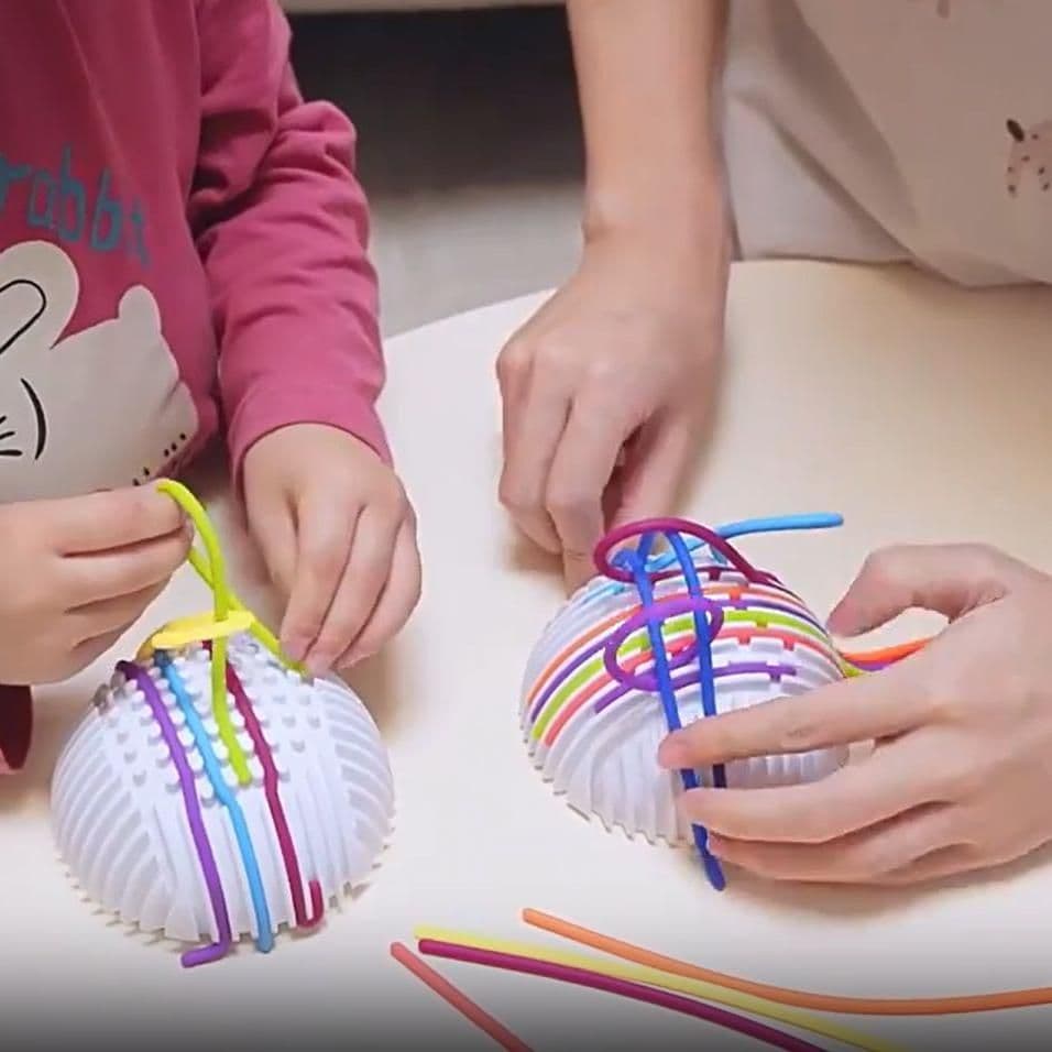 TĘCZOKULA - zabawa rozwijająca wyobraźnie