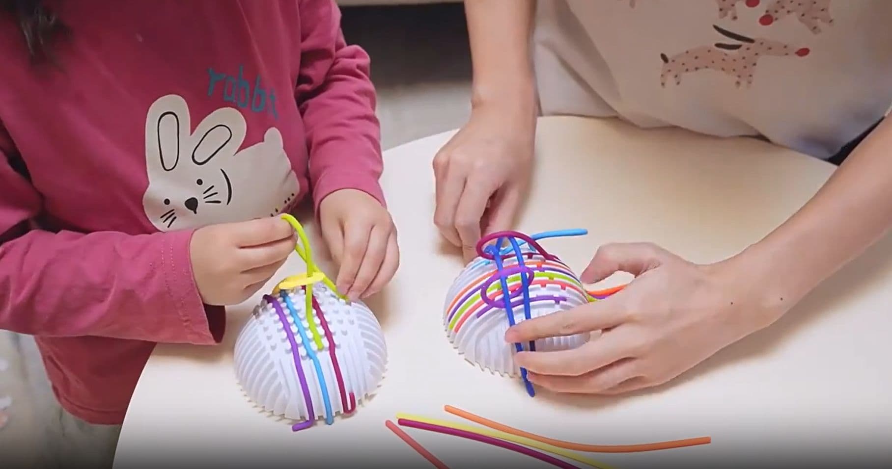 RAINBALL - TĘCZOKULA - zabawa rozwijająca wyobraźnie